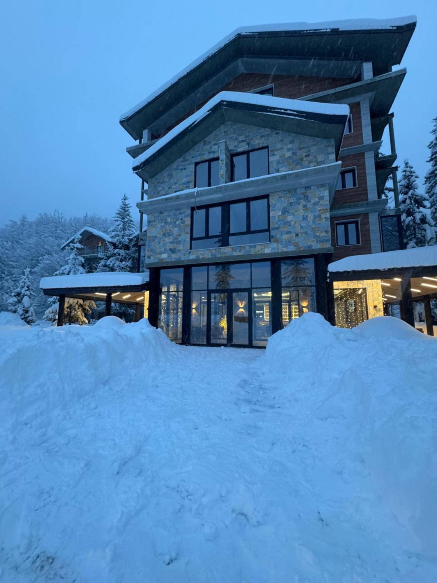 Hotel Fusha E Gjese Valbona Exteriör bild